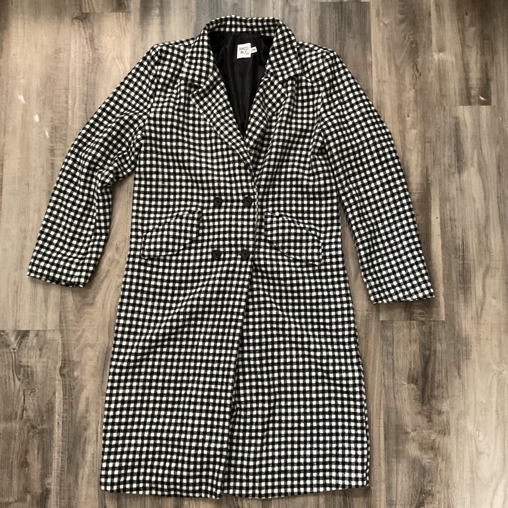 Princess Polly Black & White Coat size Small/Medium